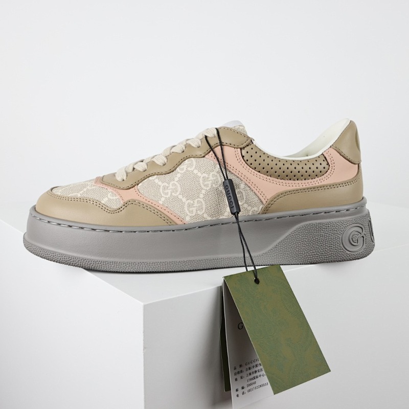 GUCCI SNEAKERS (24)