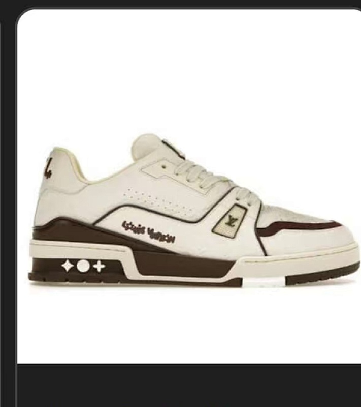LOUIS VUITTON TRAINER (29)