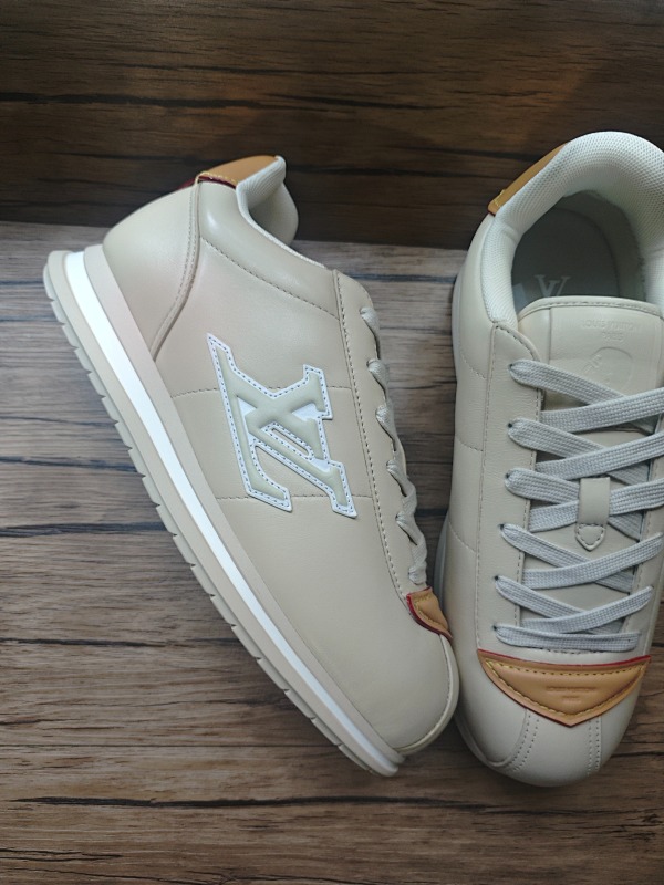 LVV Chunky Sneakers