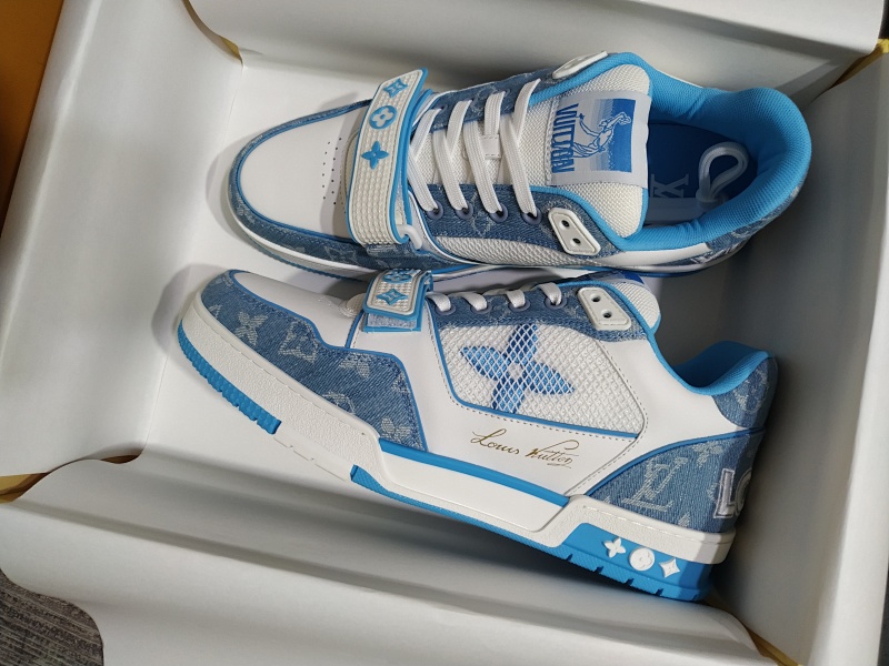 LOUIS VUITTON TRAINER (69)