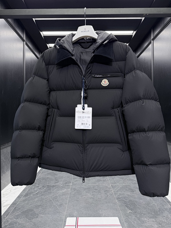 MONCLER JACKETS (39)