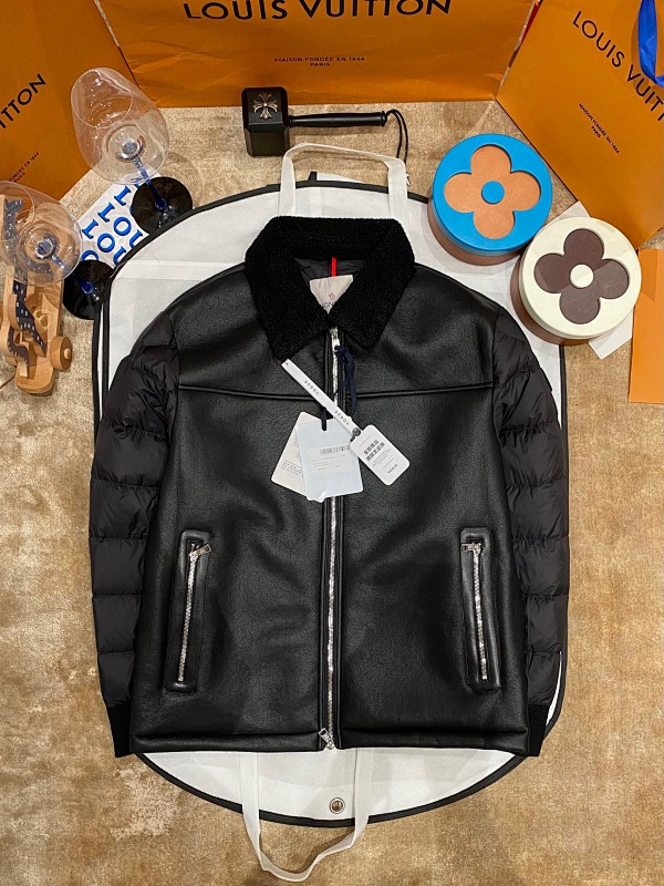 LOUIS VUITTON JACKETS (5)